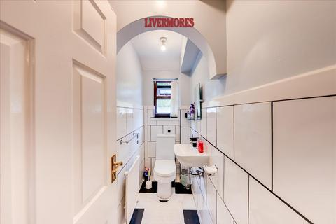 3 bedroom end of terrace house for sale, Green Walk, Crayford