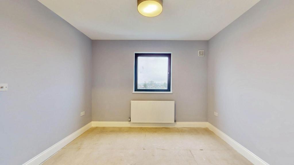 Apartment in Hounslow - More