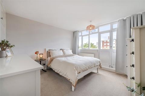 3 bedroom flat for sale, Highland Road, Bromley