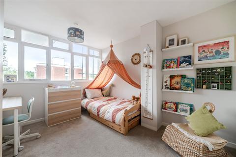 3 bedroom flat for sale, Highland Road, Bromley
