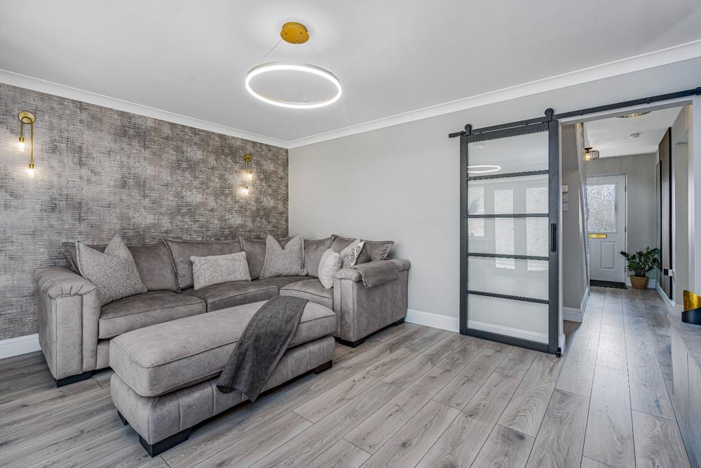 House in Bathgate - View 3