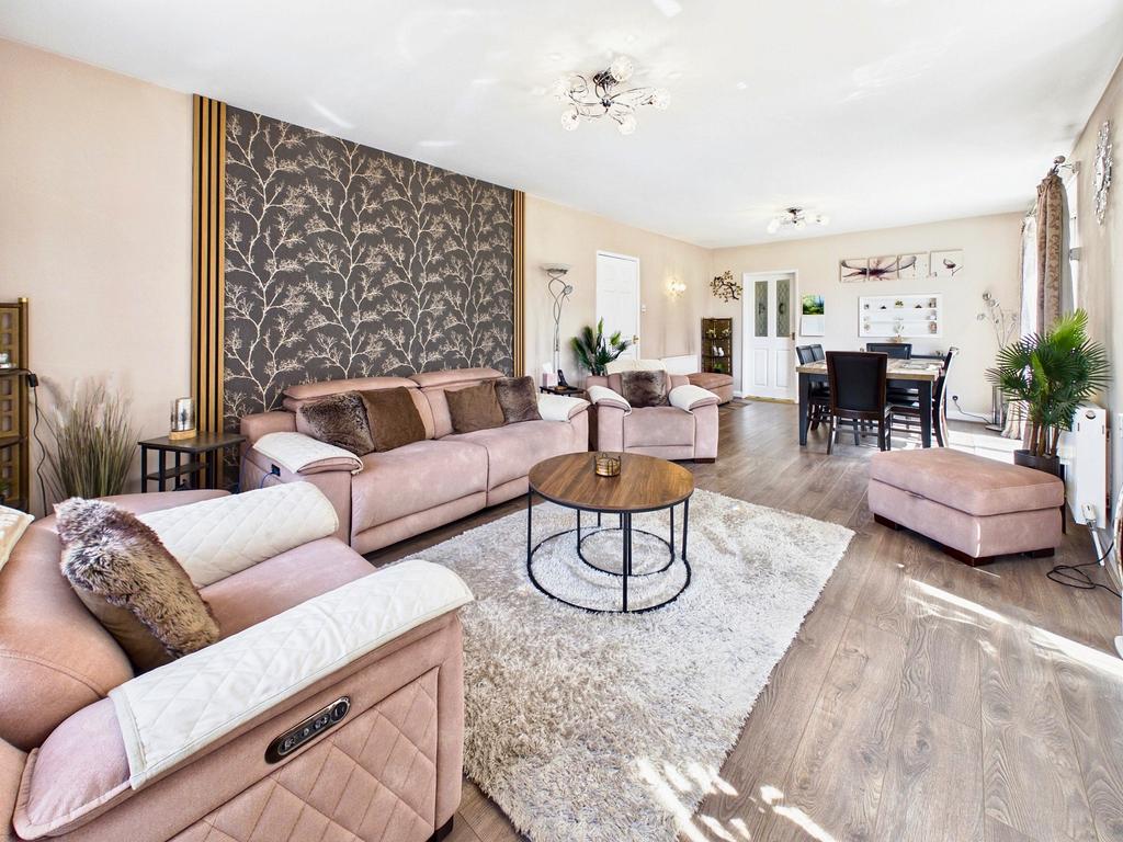 House in Leicester - View 5