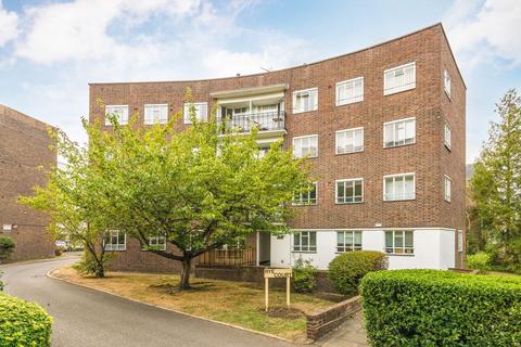 3 bedroom flat for sale, Peckham Rye, London SE22