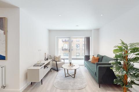 2 bedroom flat to rent, Wotton Court 2 Rolfe Terrace SE18