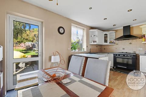 undefined, Englands Lane, Loughton IG10
