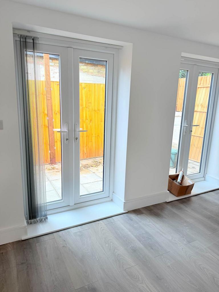 House in London - View 5
