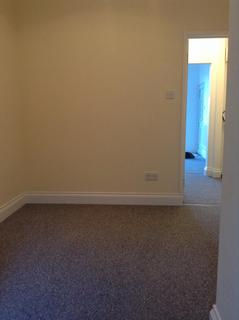 1 bedroom flat to rent, Folkestone Road, Dover CT17