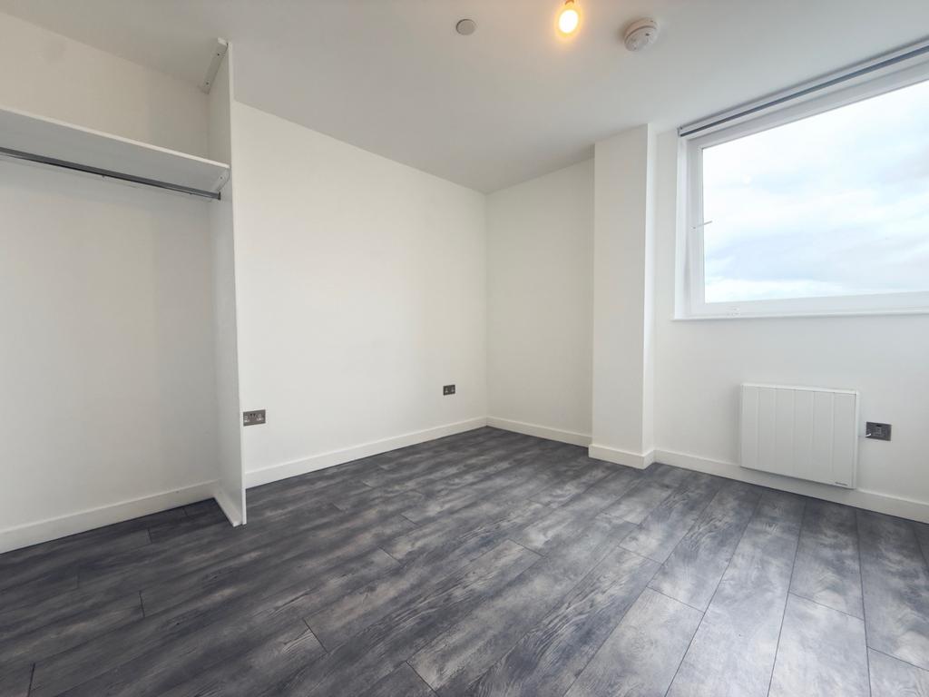 Apartment in Birmingham, Yardley - View 3