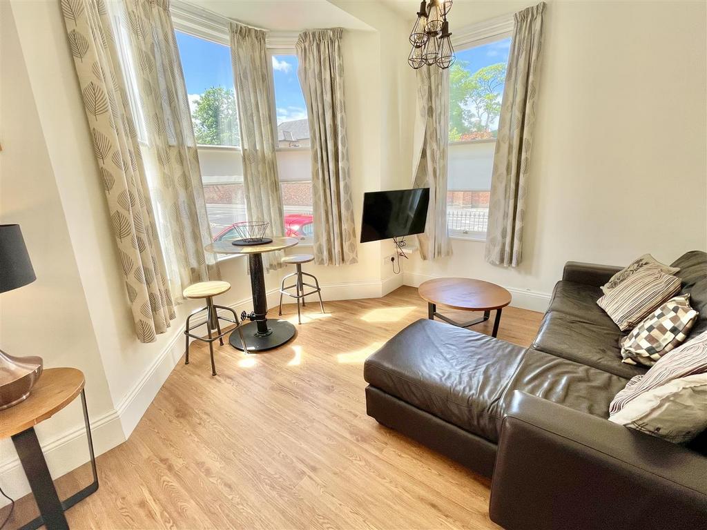 Apartment in York, Clementhorpe, Fishergate - View 3