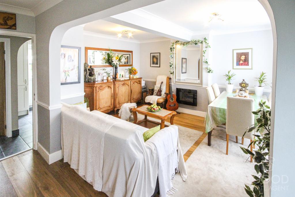 House in London - View 3