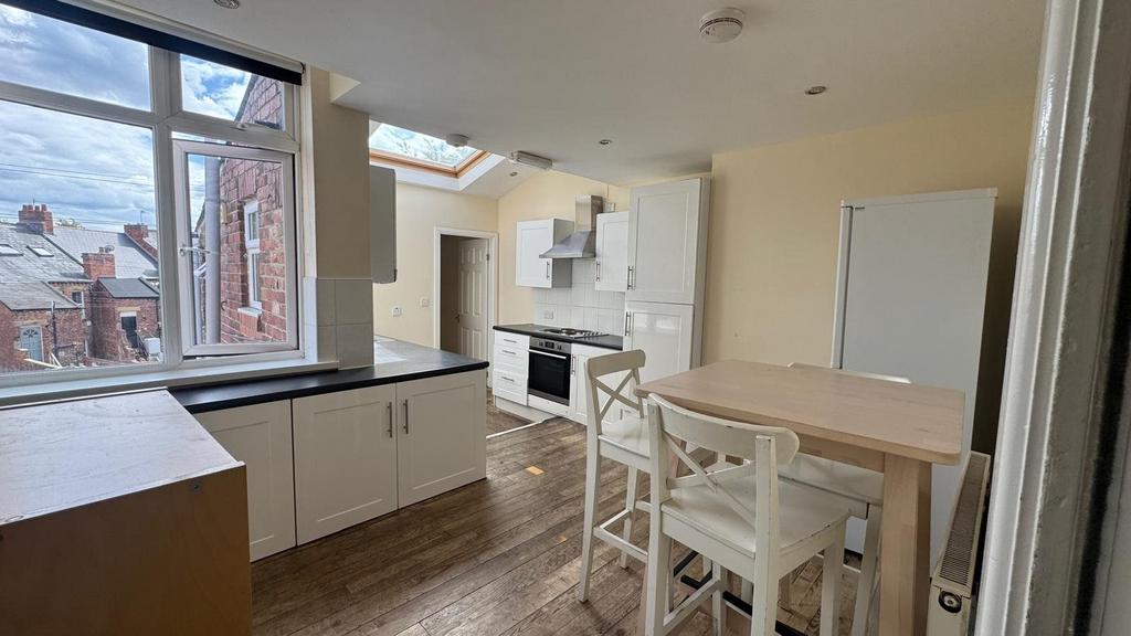 Apartment in Newcastle upon Tyne, Cradlewell, Sandyford - View 3