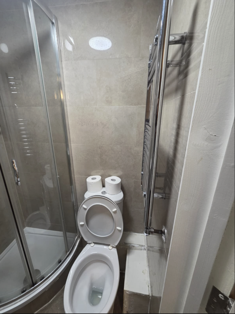Apartment in London - View 5