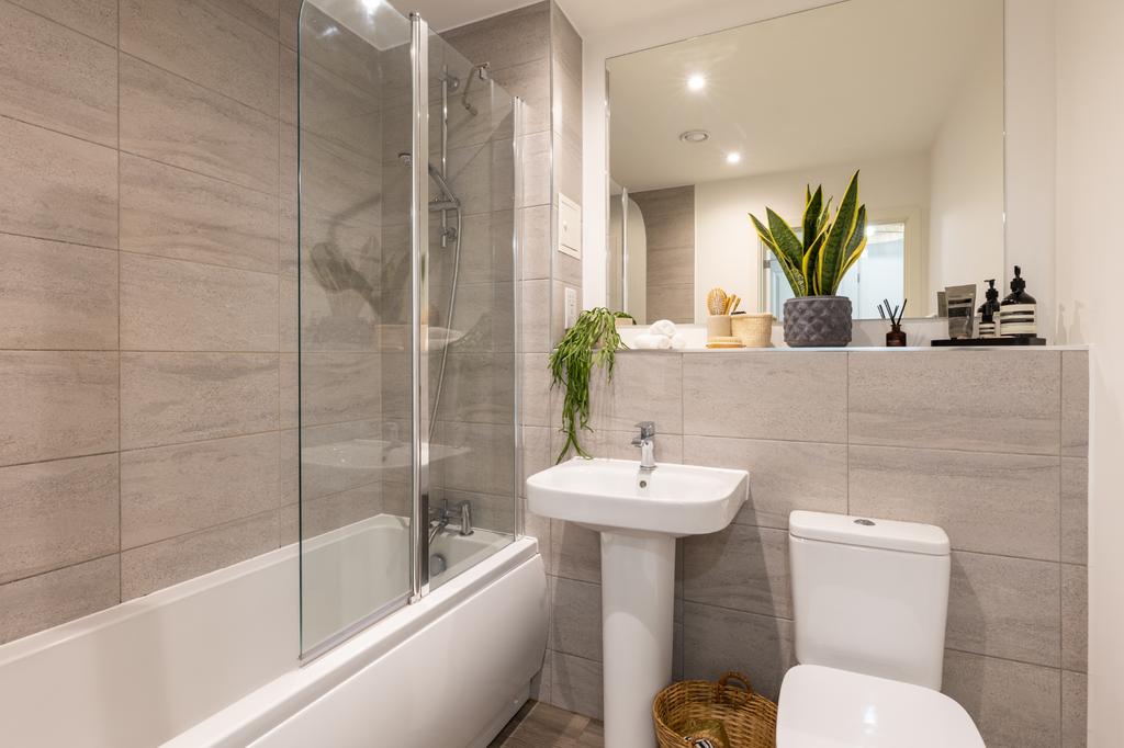 Apartment in Birmingham, West Midlands - More