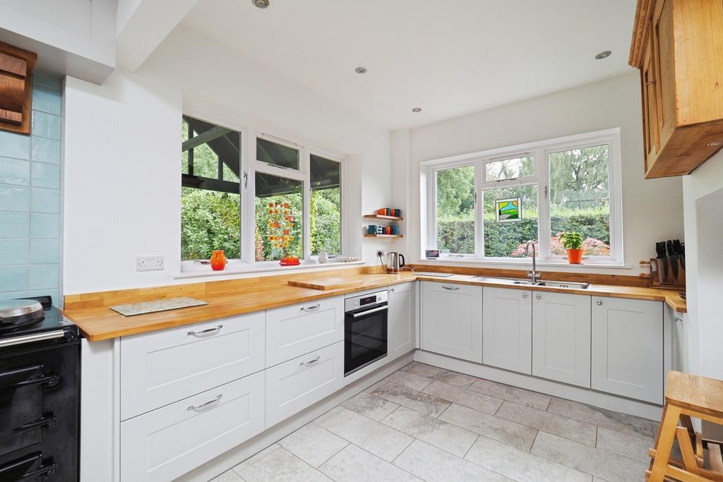 House in Nottingham - View 5