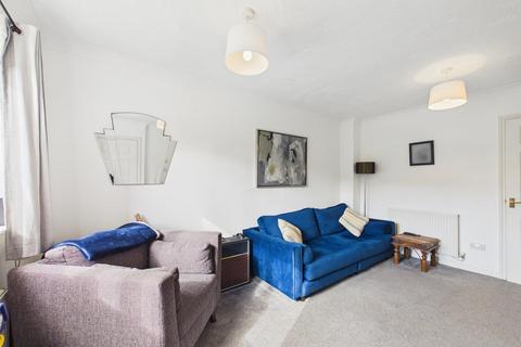 2 bedroom terraced house to rent, Woodbreach Drive, Market Harborough