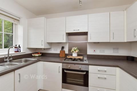 2 bedroom end of terrace house for sale, Beckett Gardens, Faversham, Kent