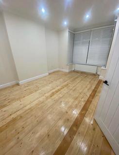 3 bedroom semi-detached house to rent, Cranston Road, London, SE23