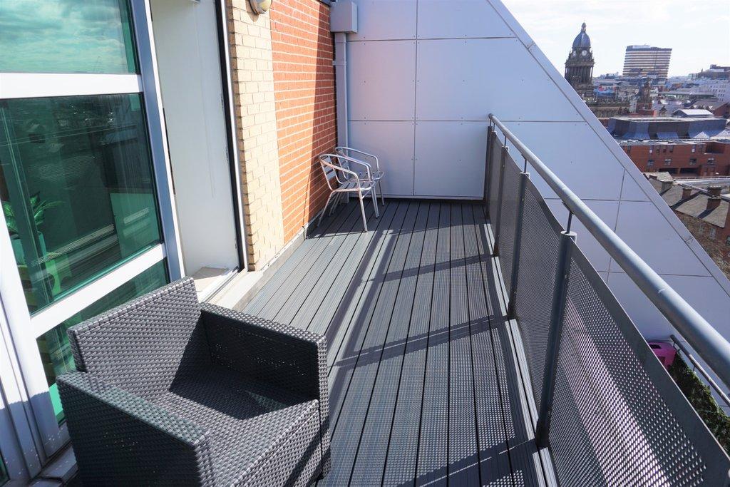 Apartment in Leeds, Little Woodhouse, Woodhouse - View 3