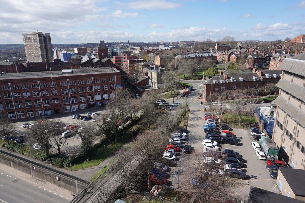 Apartment in Leeds, Little Woodhouse, Woodhouse - View 4