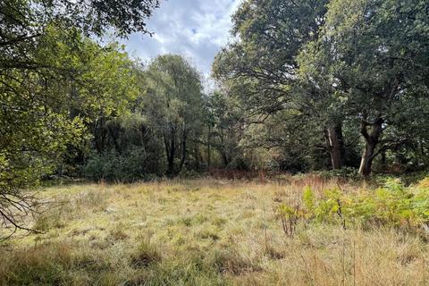 undefined, Finchampstead Road, Finchampstead, RG40