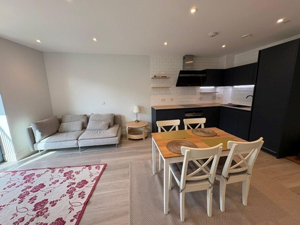 Apartment in Brighton - View 4