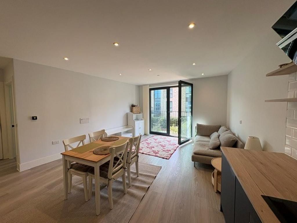 Apartment in Brighton - More
