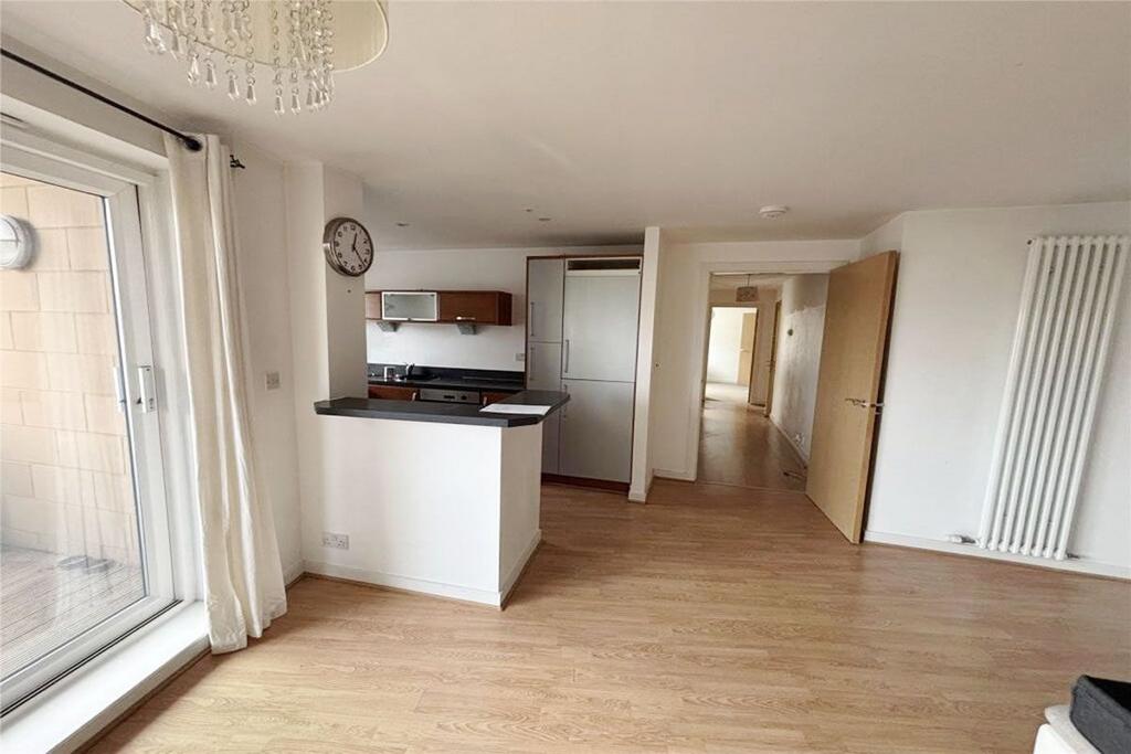 Apartment in Edinburgh - More