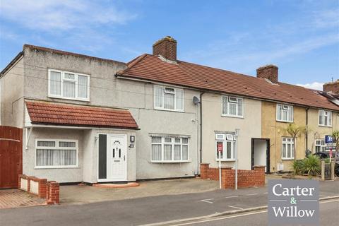 4 bedroom end of terrace house for sale, Raydons Road, Dagenham, Essex
