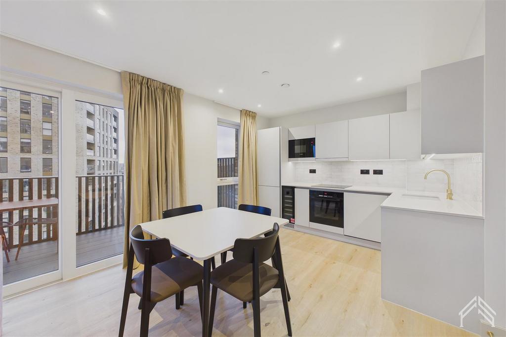 Apartment in Colindale - View 2