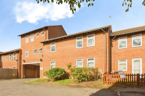 1 bedroom flat for sale, Caithness Court, Cambridge
