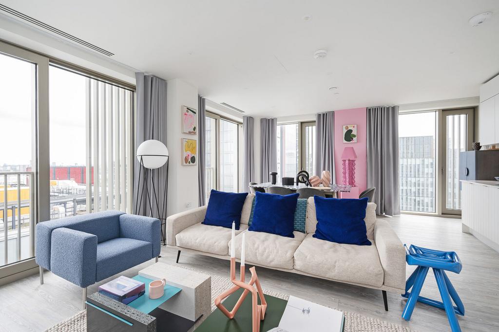 Apartment in London - View 3