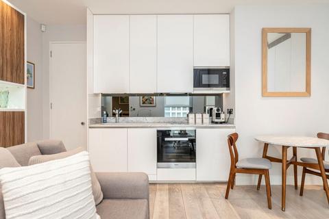 1 bedroom flat for sale, Warwick Court, London WC1R