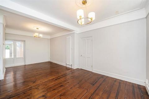 5 bedroom terraced house for sale, Wyndcliff Road, London SE7