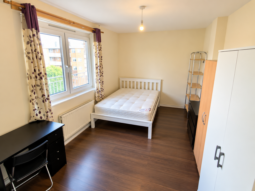 Apartment in London - View 5