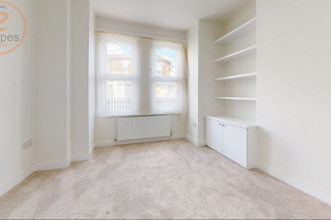 2 bedroom maisonette to rent, Fortescue Road, Colliers Wood, Greater London