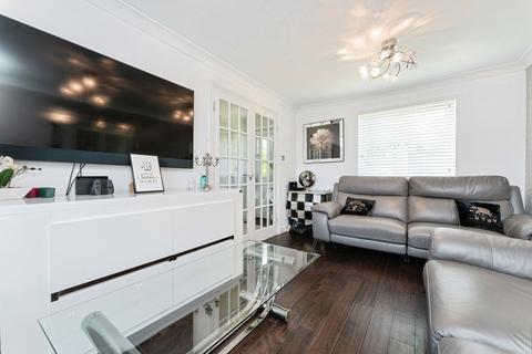 4 bedroom end of terrace house for sale, Chambers Drive, Cambridge, Cambridgeshire, CB4