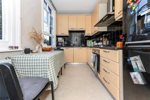 2 bedroom apartment for sale, Croxted Road, London, SE21