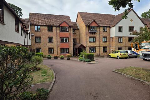2 bedroom retirement property for sale, Flat 13 Lakeside Pines, Barrs Avenue, New Milton, Hampshire, BH25 5GQ