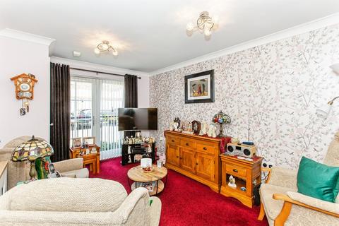 2 bedroom ground floor flat for sale, Chancery Lane, Thrapston, Kettering