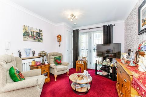 2 bedroom ground floor flat for sale, Chancery Lane, Thrapston, Kettering