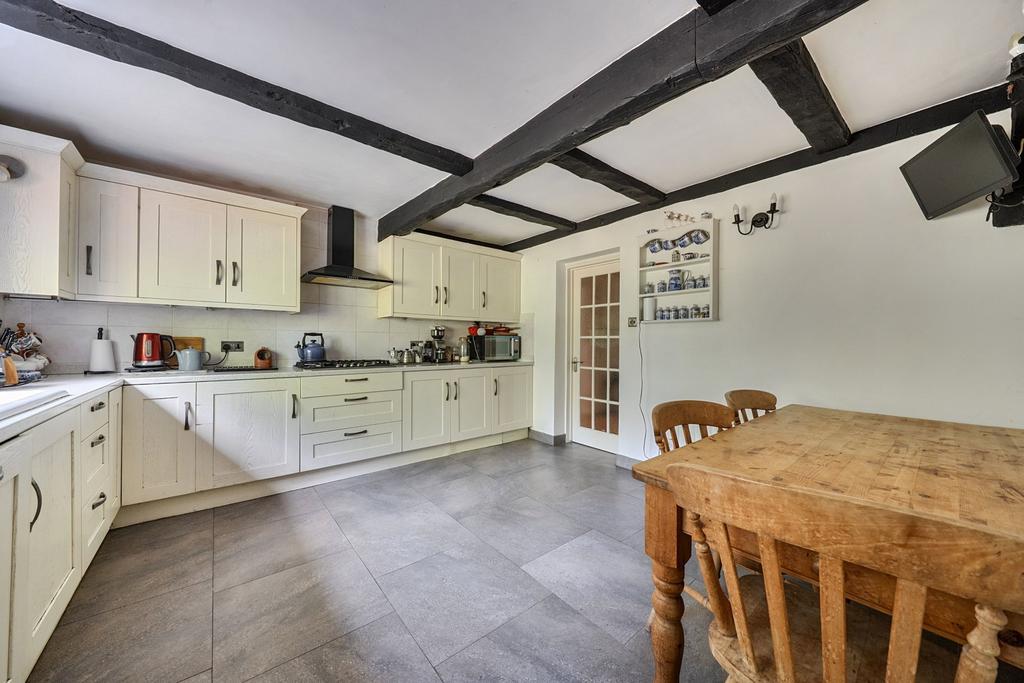 House in Tunbridge Wells, Speldhurst - View 3