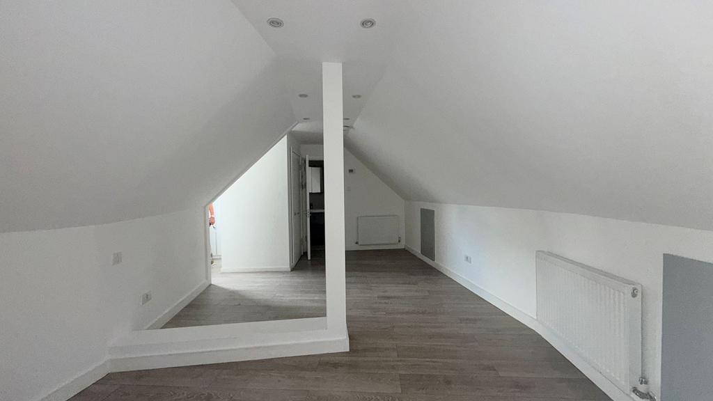 Apartment in London - View 3