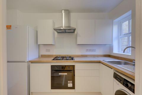 undefined, Heather Close, London, SE13