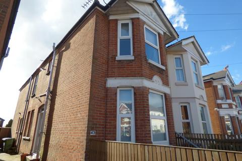 2 bedroom flat to rent, Norfolk Road, Southampton, SO15