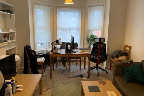 2 bedroom flat to rent, Norfolk Road, Southampton, SO15