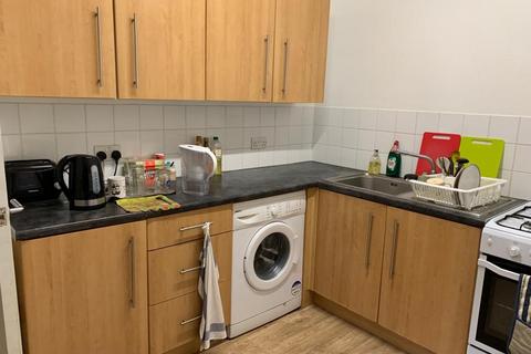 2 bedroom flat to rent, Norfolk Road, Southampton, SO15