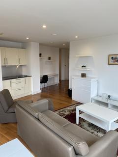 2 bedroom apartment to rent, Hayes Apartments, Cardiff, CF10