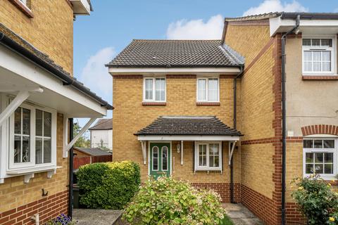 Elizabeth Close, Sutton SM1