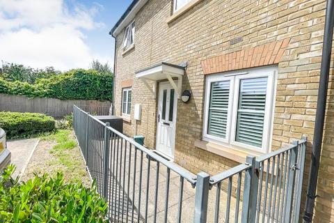 1 bedroom flat for sale, Flux House 15 Blacksmith Close, Sunbury-On-Thames TW16