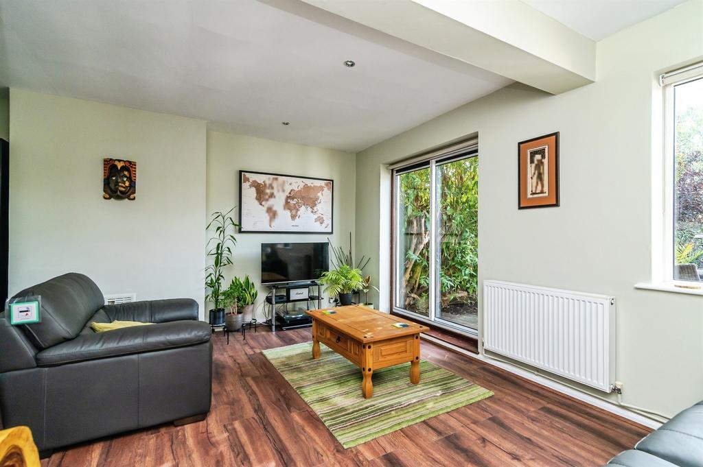 House in Nottingham - View 4